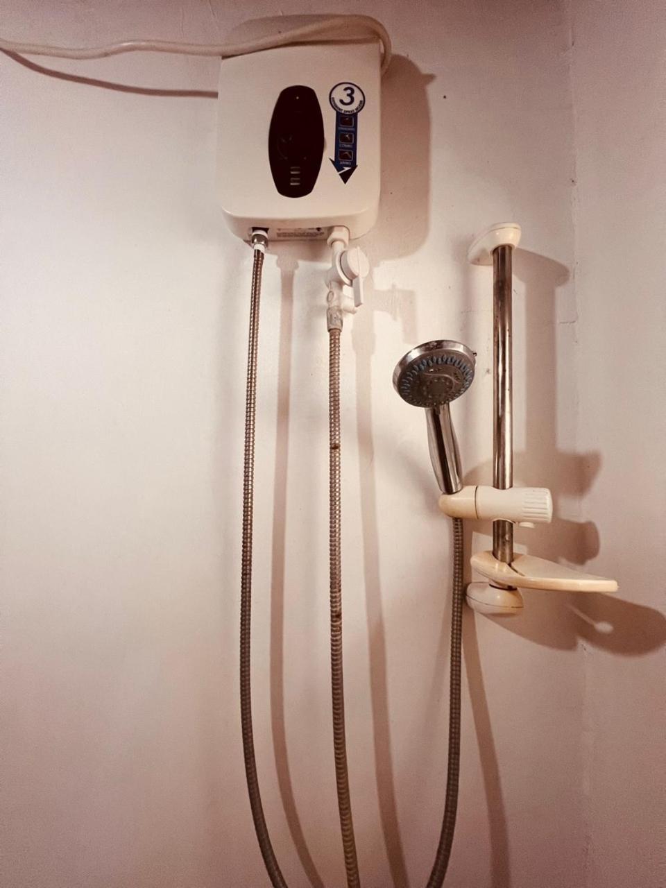 Sunset View Hostel - 써니사이드 모알보알 게스트 하우스 Moalboal Exteriör bild